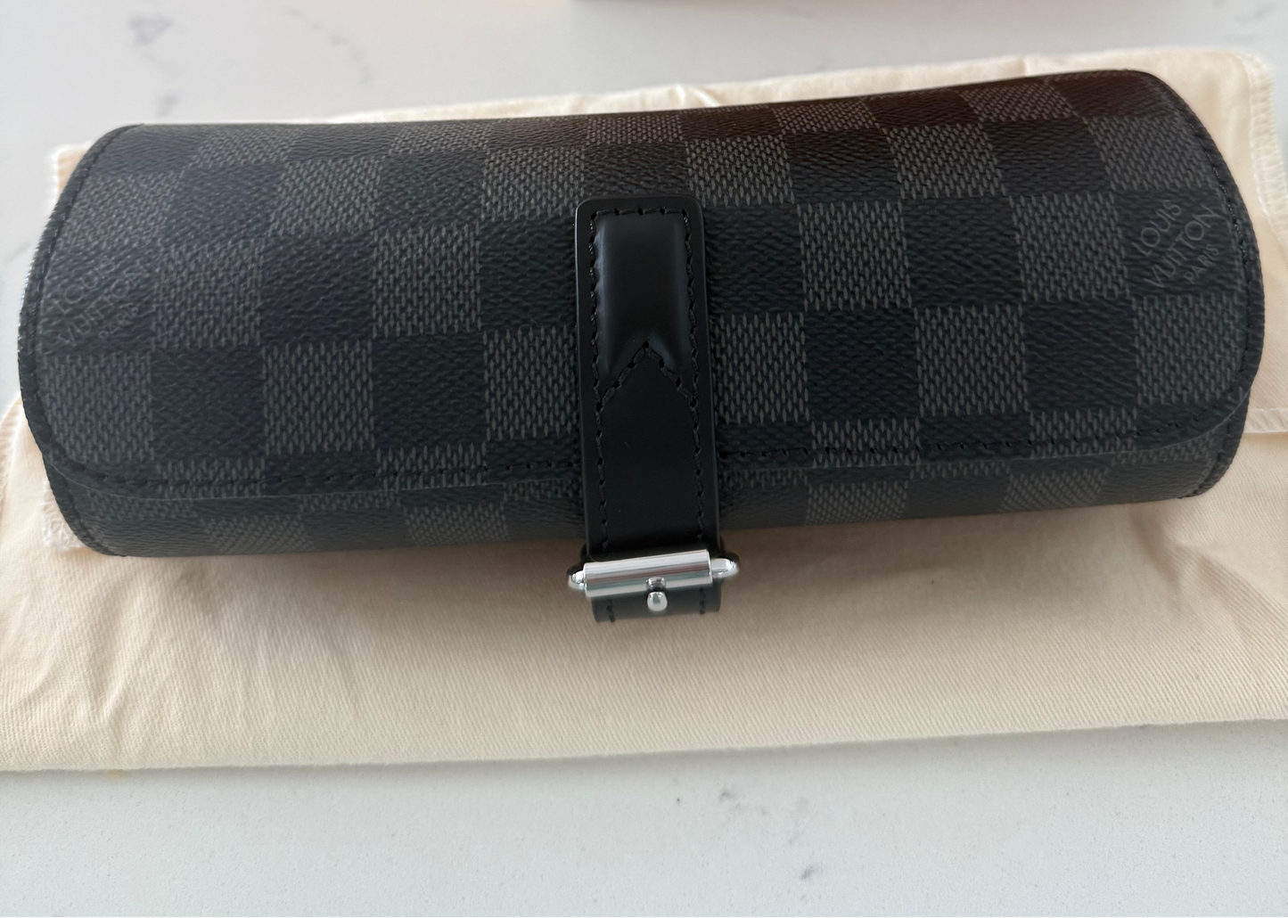 Louis Vuitton Damier Graphite 3 Watch Case N41137 Retails $1,220