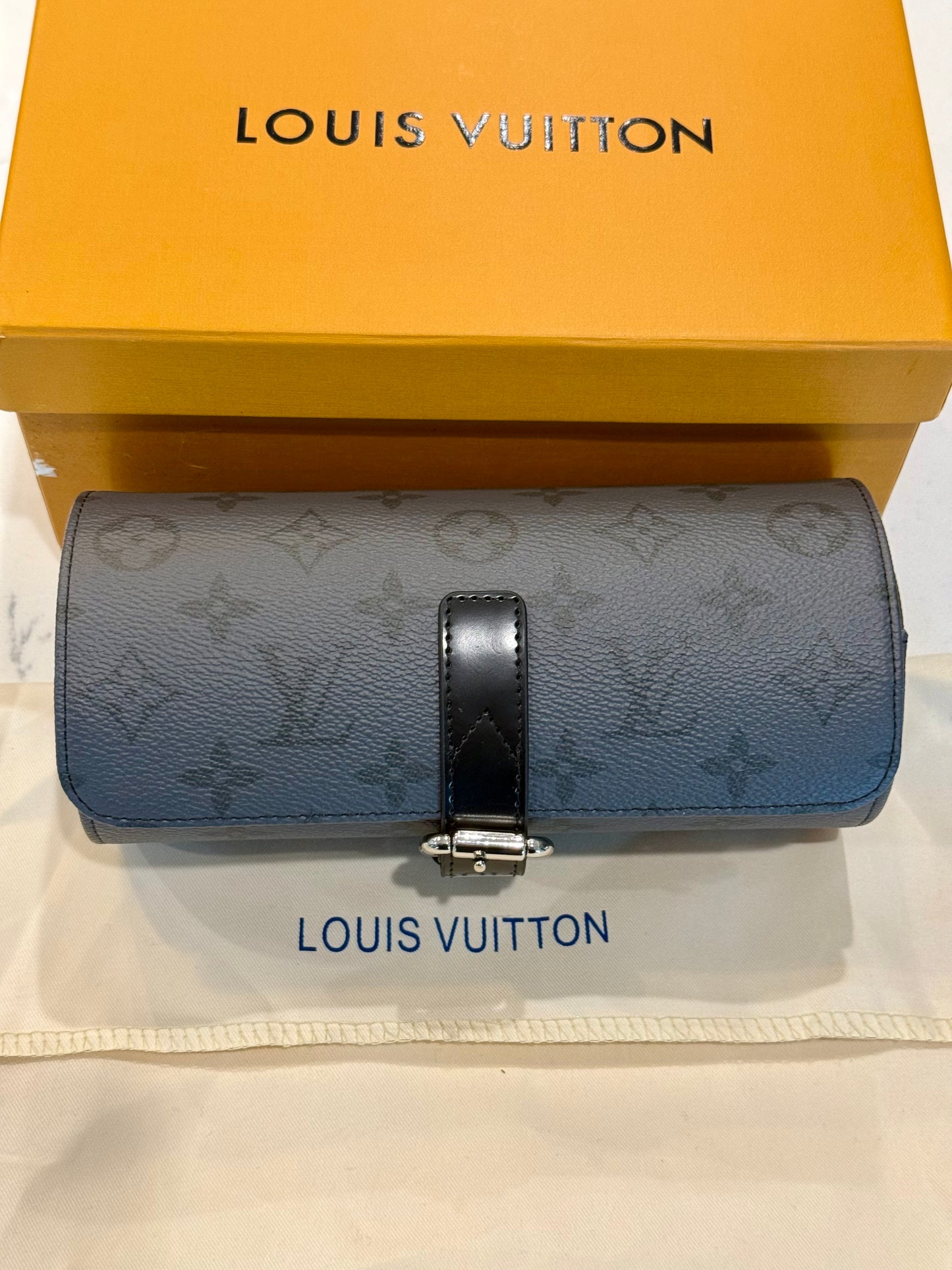 Louis Vuitton Monogram Eclipse Gray 3 Watch Case M43385 Retails $1,220