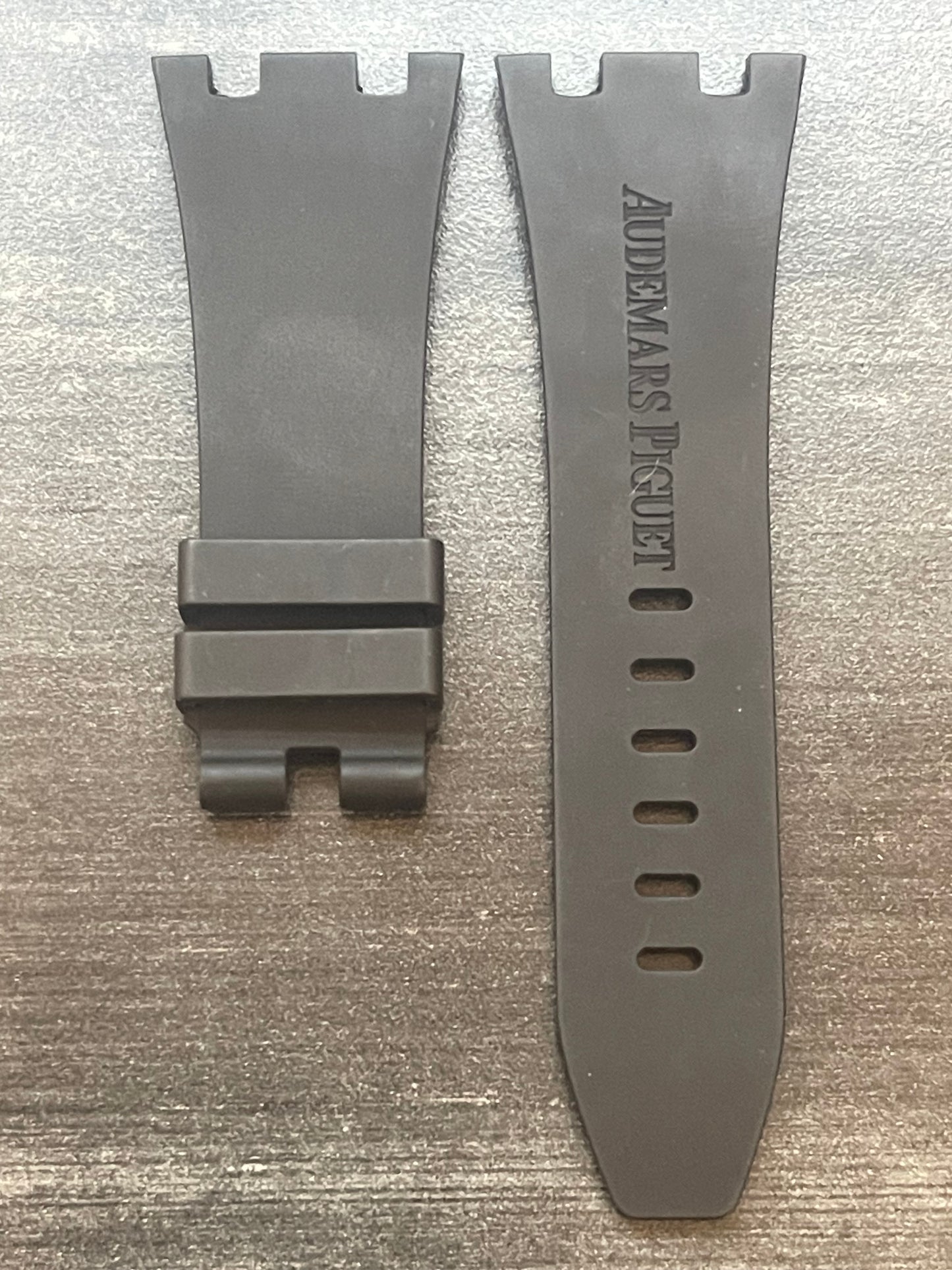 Audemars Piguet Royal Oak Offshore / Diver 15703 OEM Black Rubber Tang Buckle Strap 28x20MM
