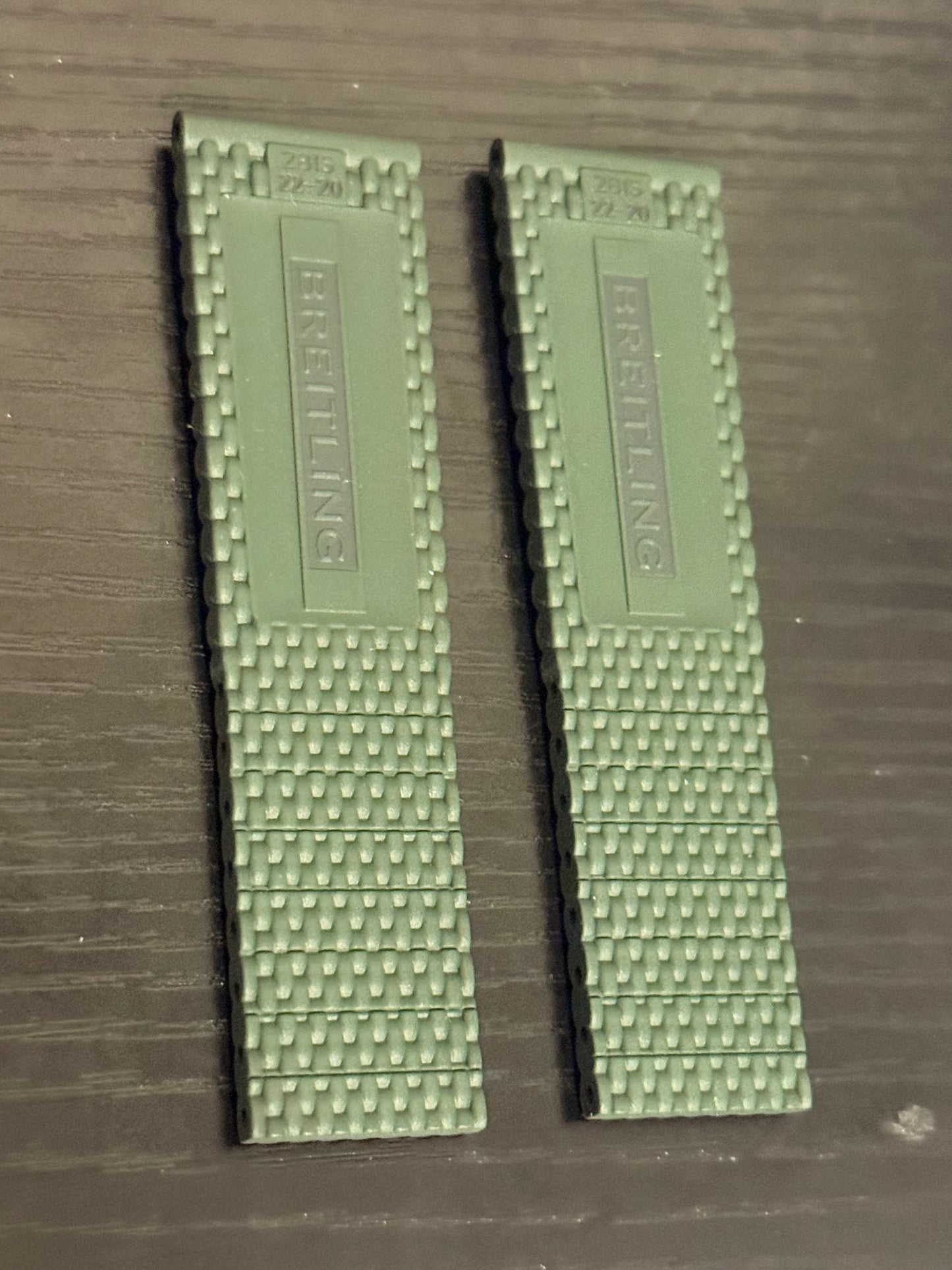 Breitling OEM Green Mesh Rubber Strap for Deployment Clasp 22-20 Sold Out at Boutiques