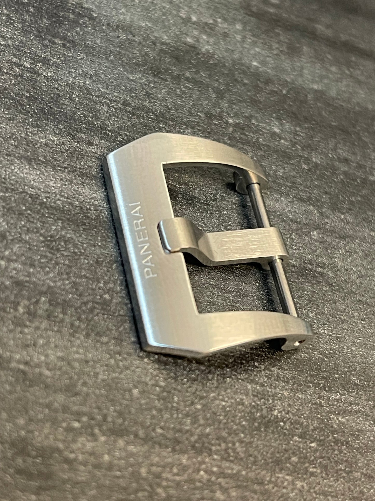 Panerai OEM Brushed Stainless Steel Pre-V Tang Buckle 20MM