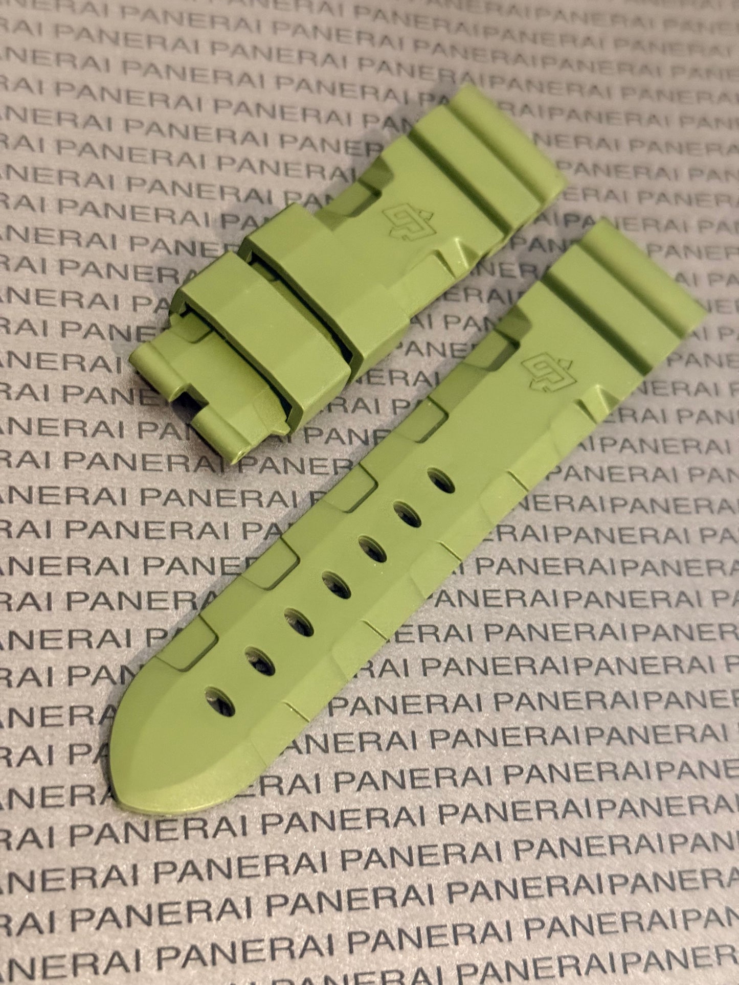 Panerai 22MM Green Rubber Accordion Tang Strap (22/20MM)