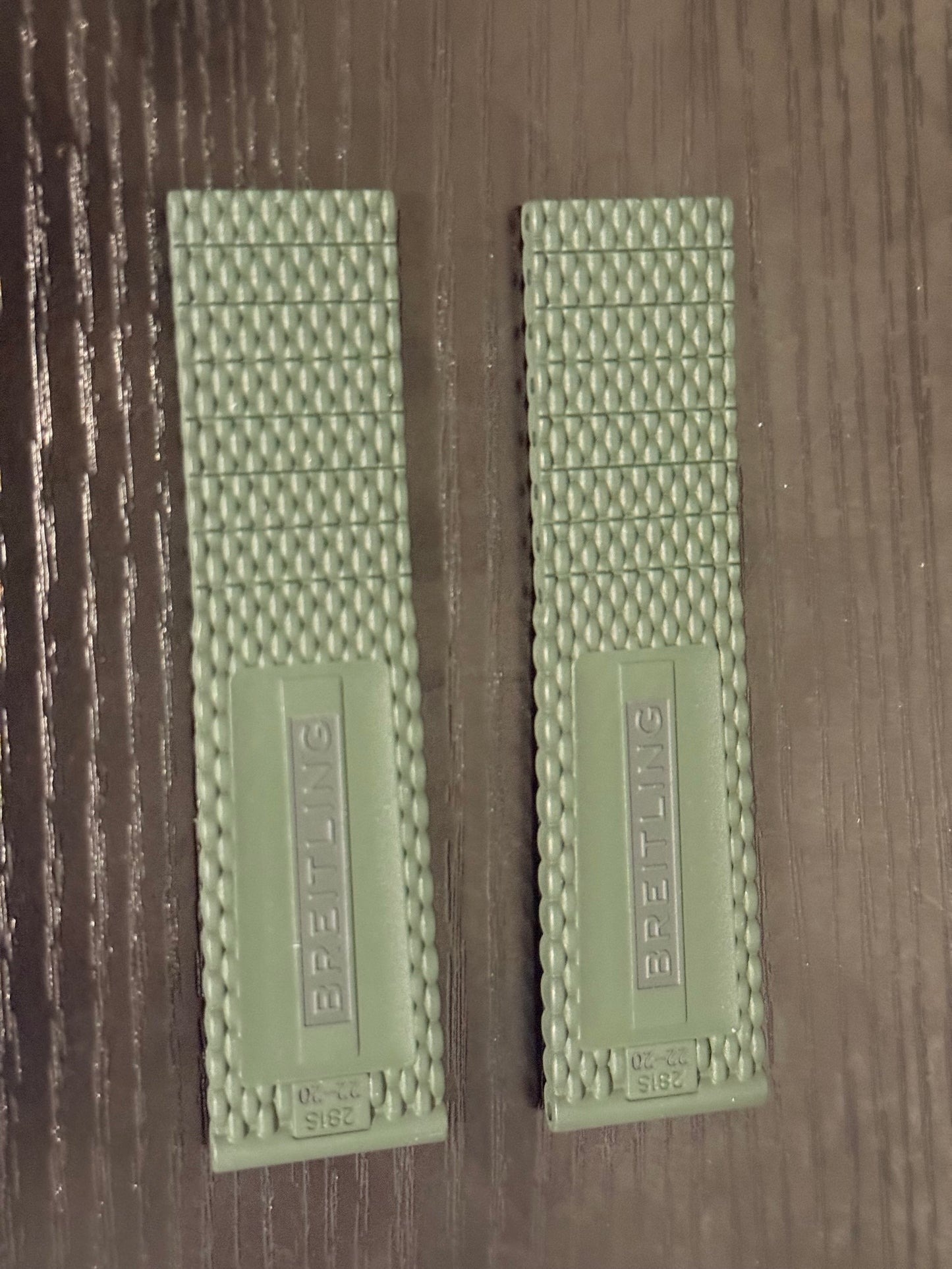 Breitling OEM Green Mesh Rubber Strap for Deployment Clasp 22-20 Sold Out at Boutiques