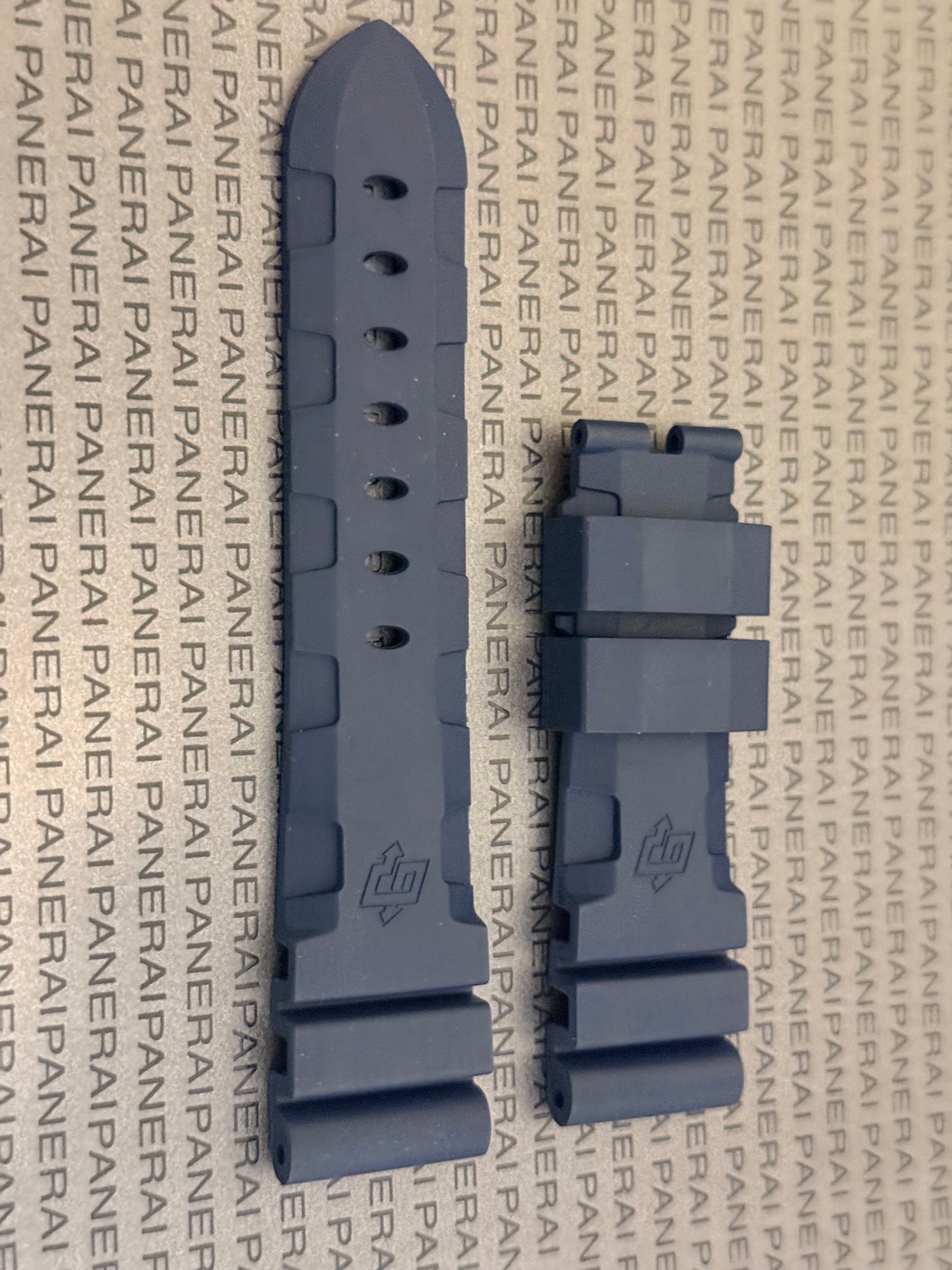 Panerai 22MM Navy Blue Rubber Accordion Tang Strap (22/20MM)