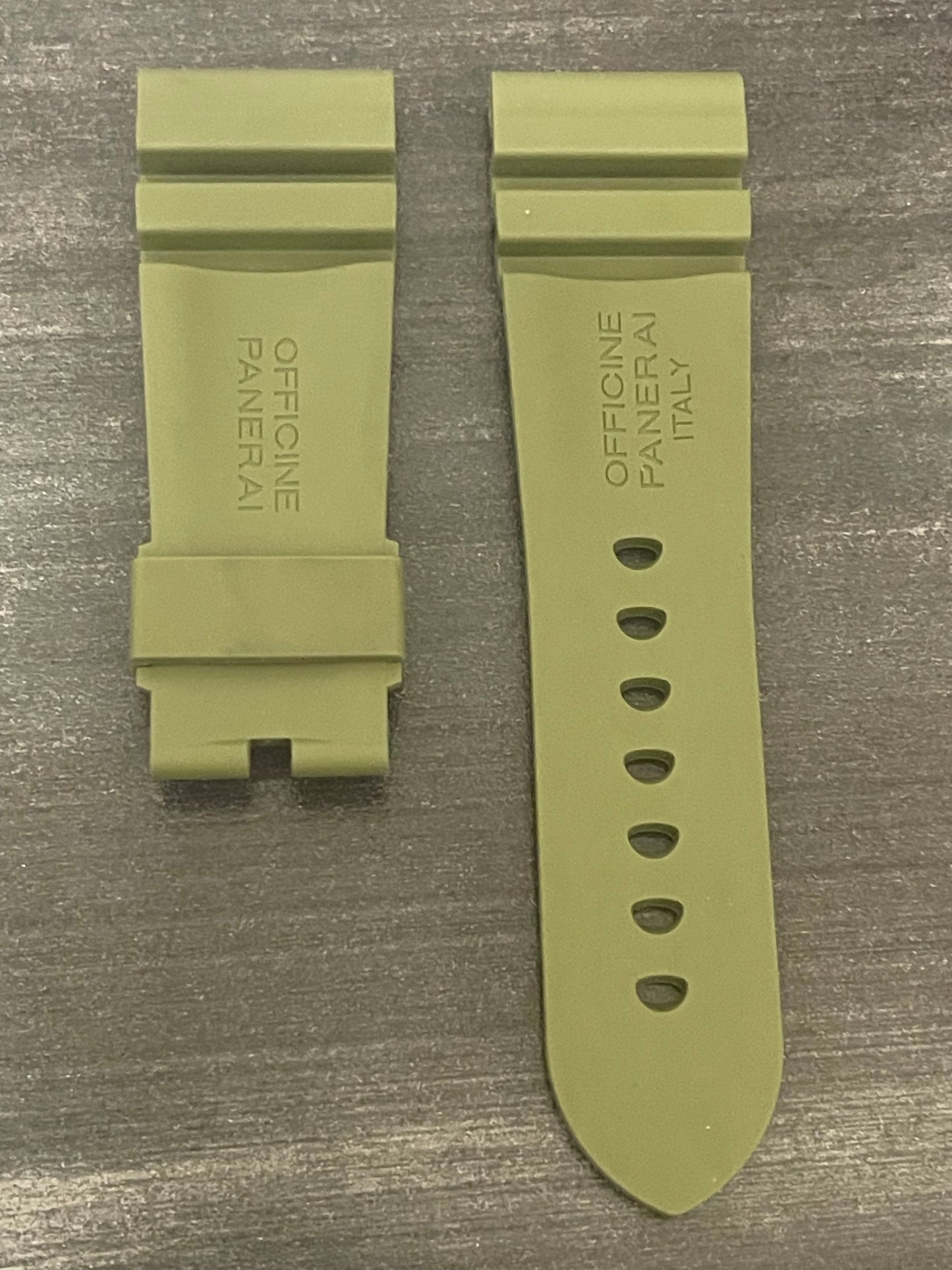 Panerai 26MM Green Rubber Accordion Tang Strap (26/22MM)