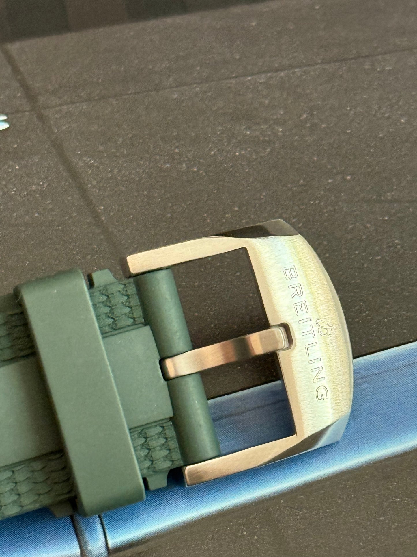 Breitling OEM 22MM Diver Pro Green Rubber Strap w/ OEM Tang Buckle