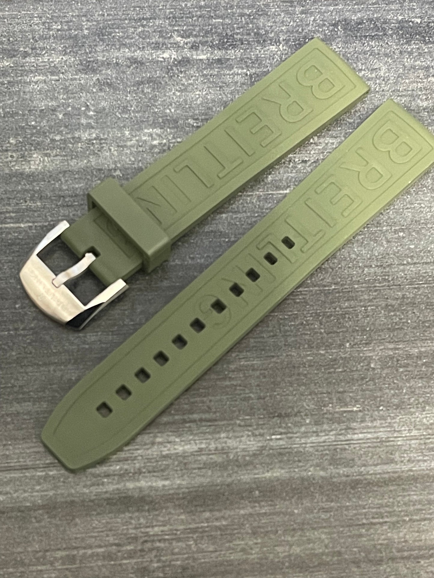 BREITLING OEM 20MM Diver Pro Green Rubber Strap  w/ 18MM OEM Tang Buckle (20-18MM)