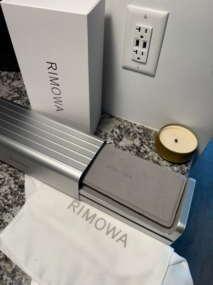 LNIB Rimowa  3 Watch Aluminium Case Retails $2,470