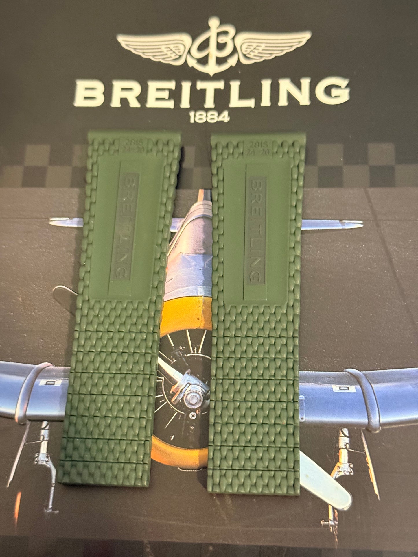 Breitling OEM Green Mesh Rubber Strap for Deployment Clasp 24-20 Sold Out at Boutiques