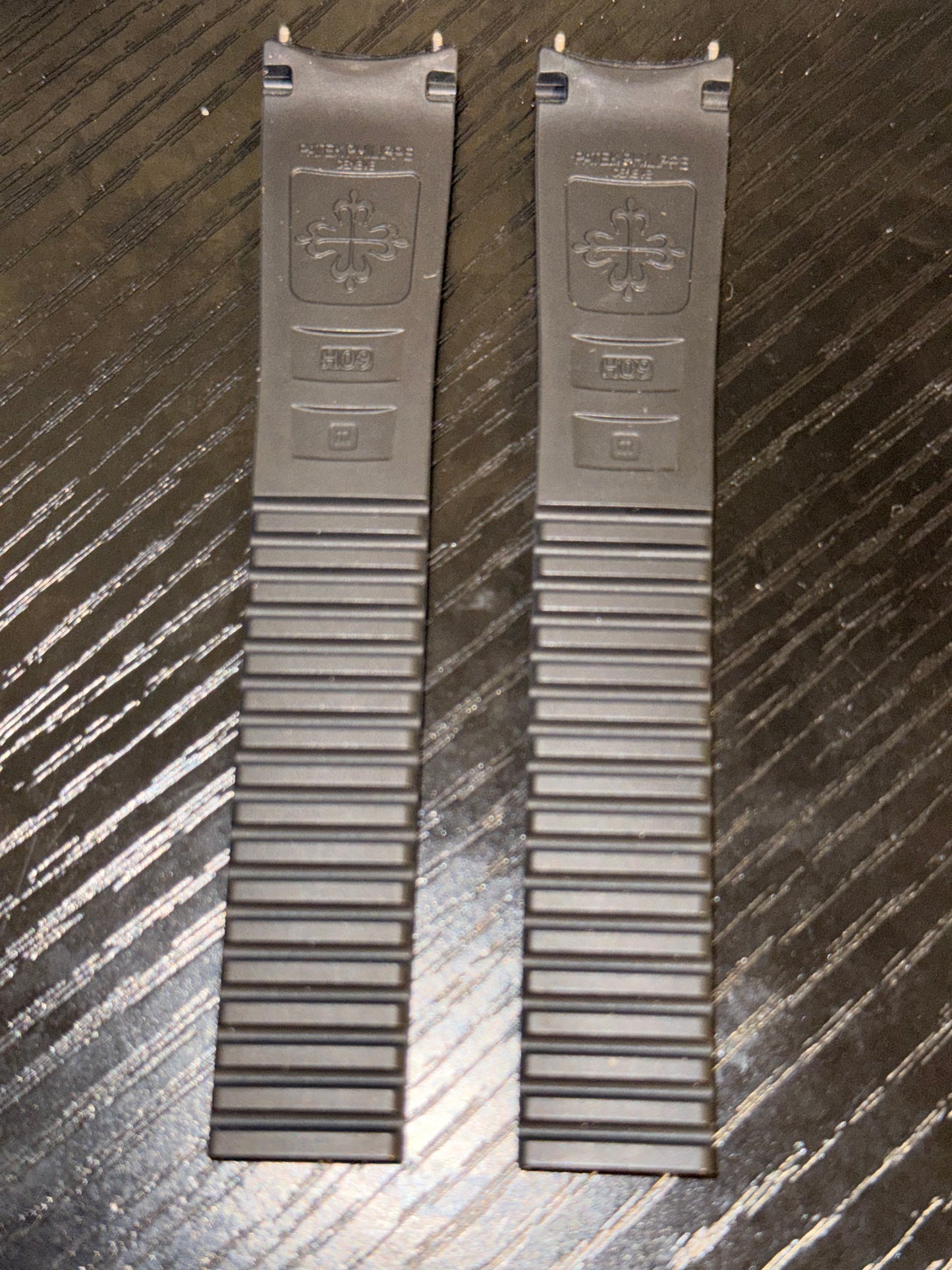 New Patek Philippe Aquanaut 19mm x 16mm Black Rubber Band Strap