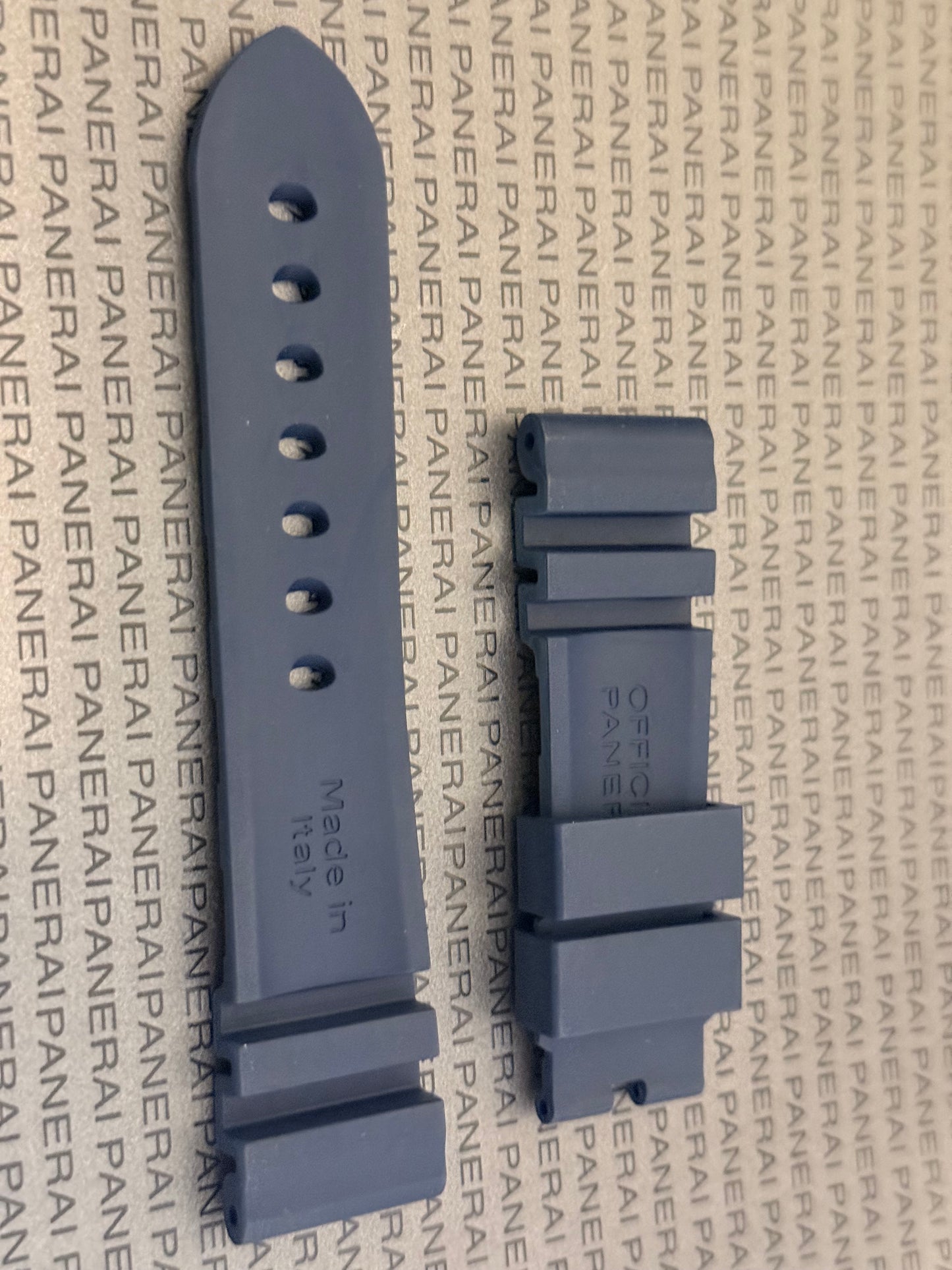 Panerai 22MM Navy Blue Rubber Accordion Tang Strap (22/20MM)