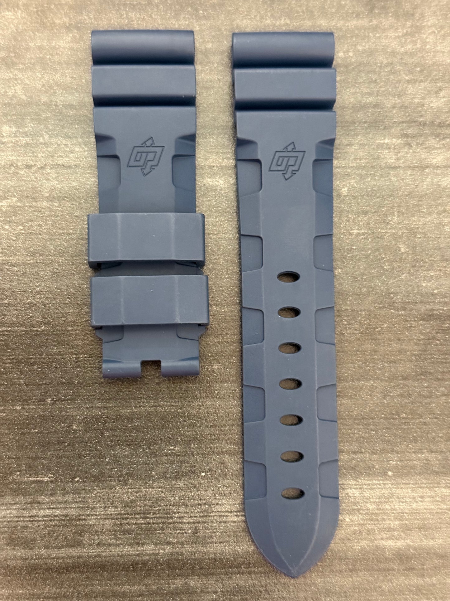 Panerai 22MM Navy Blue Rubber Accordion Tang Strap (22/20MM)