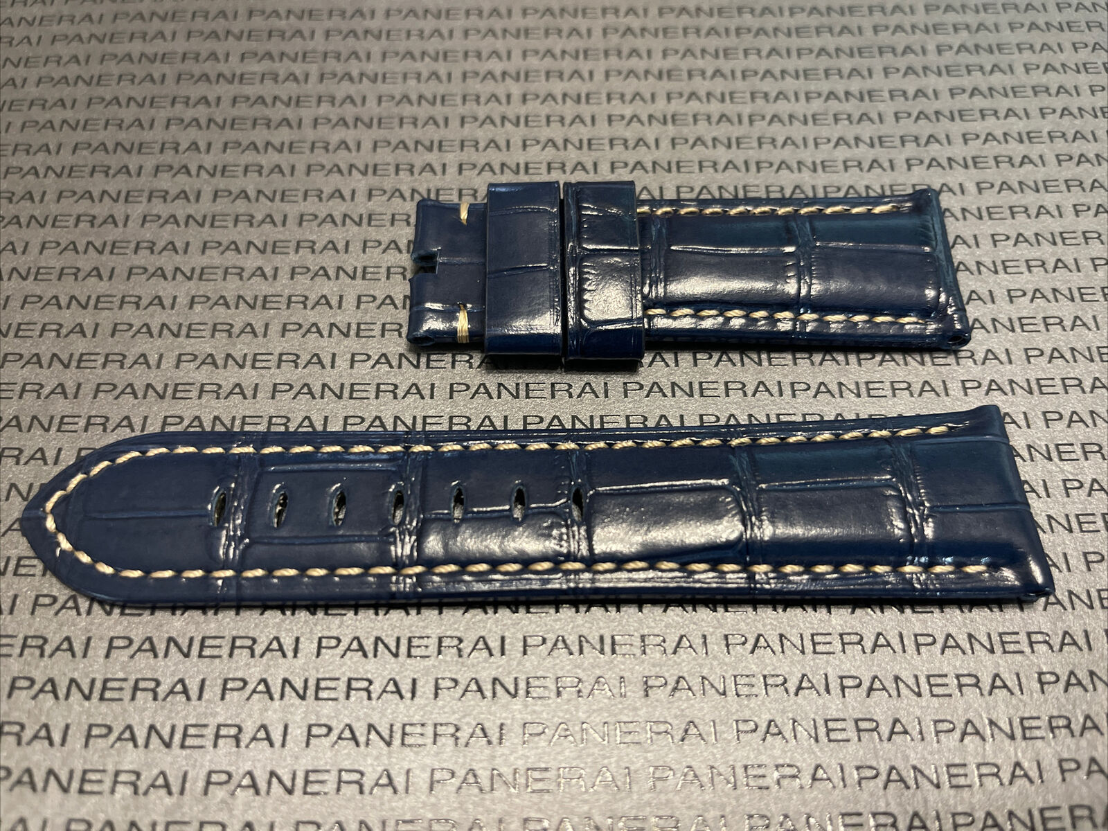 Panerai 24MM Blue Alligator Tang (24/22MM) – Gift of Time Luxury